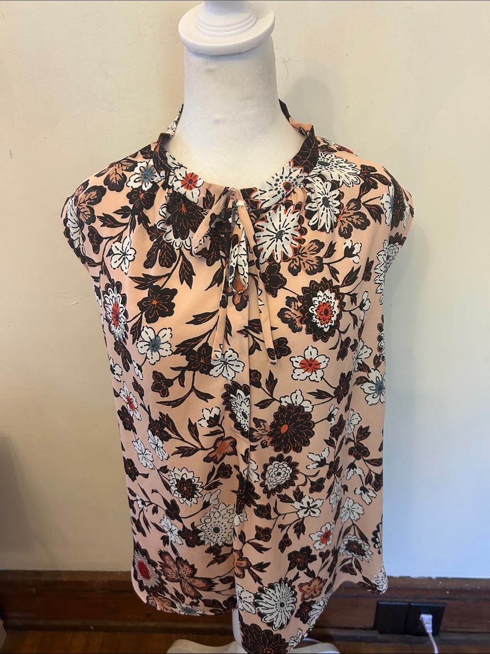 Loft Peach Brown Floral Tie-Neck Sleeveless Blouse Size L EUC